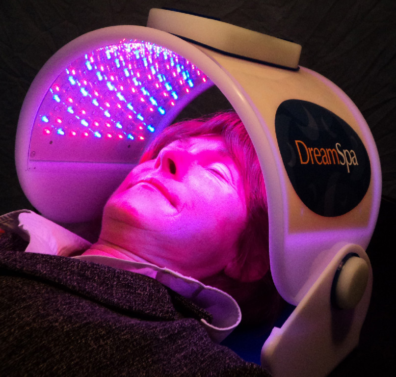 Light Therapy Improves Brain Function Neurodegenerative Disease